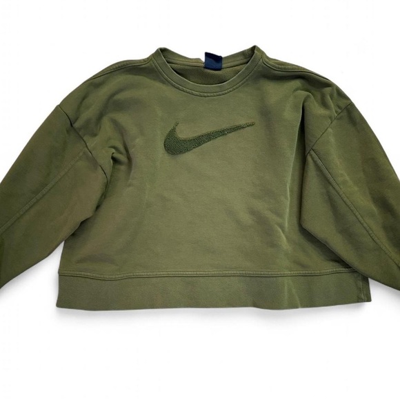 Women’s Nike Swoosh Crewneck Sweatshirt in Olive Green size Medium - Picture 1 of 6